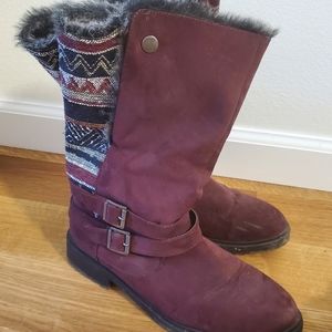 Just Fab suede boots